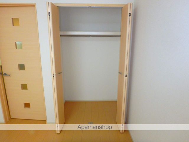 グランソレイユ楠葉IIの内装写真