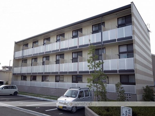 レオパレスプレンティ鳳の外観写真