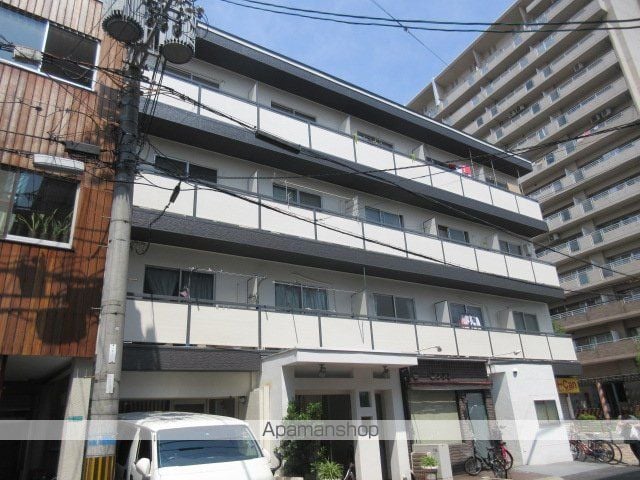 第一下前マンションの外観写真