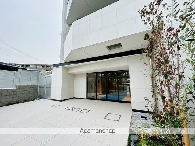 デュオステージ藤沢の玄関写真
