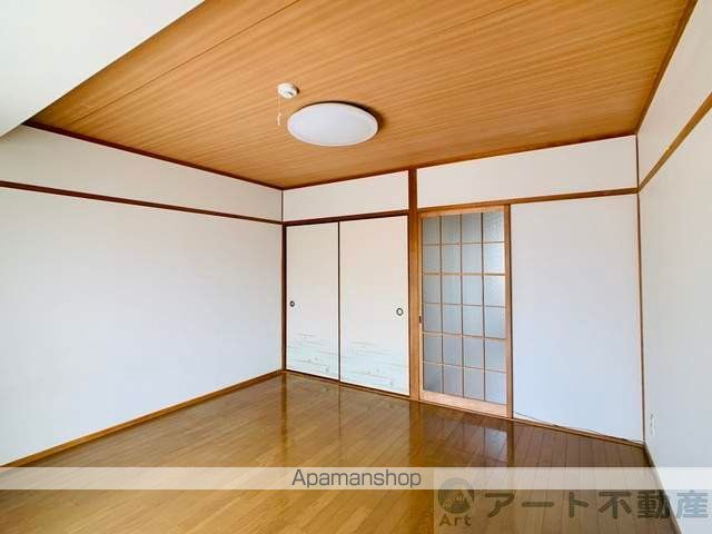 枝松マンションの内装写真