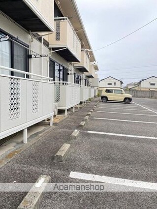 ドミール円座Ｄ棟[2LDK/50.26m2]の駐車場