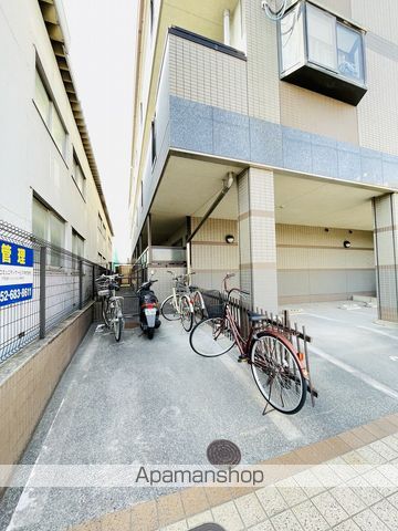 アミュズマン亀城の玄関写真