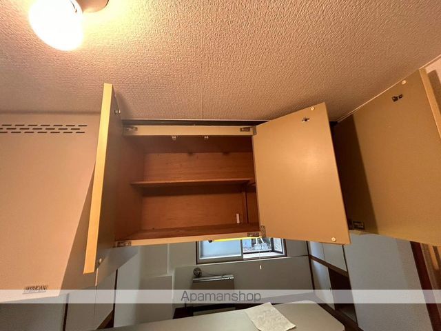 ビッグバーンズマンション南郷の内装写真