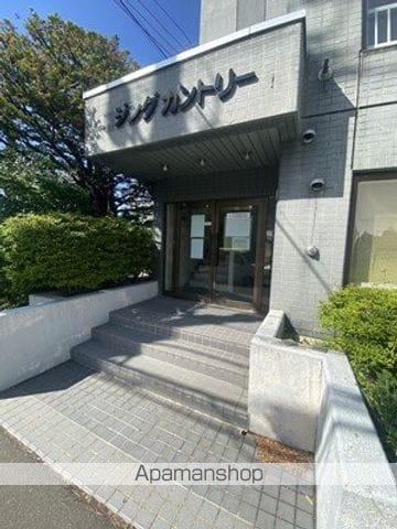 ロジングカントリーの玄関写真