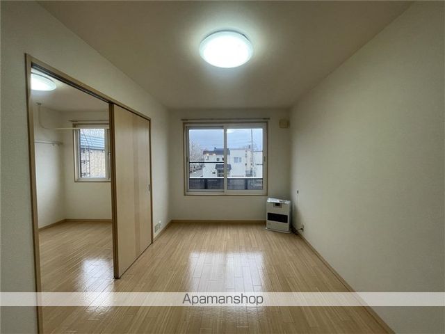 ロイヤルコートの内装写真