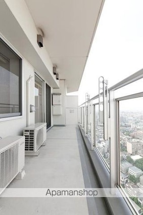 ユニゾンタワー[2LDK/64.7m2]のバルコニー