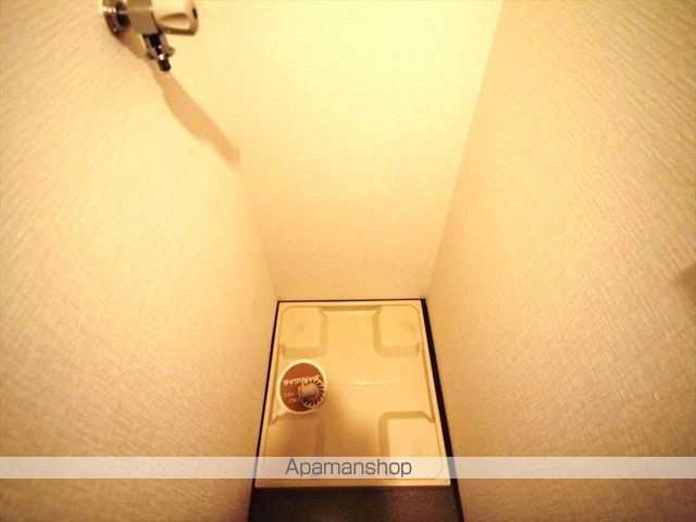 ラトゥール江坂の内装写真