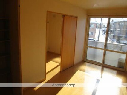 フェニックスＢ[2K/40m2]のリビング・居間