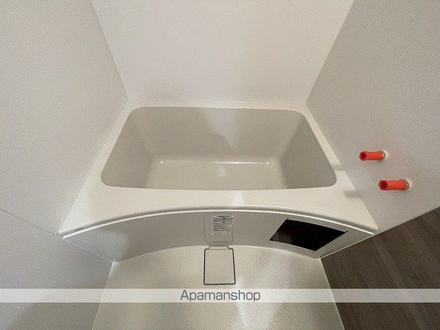 セレニテ江坂ミラクの内装写真