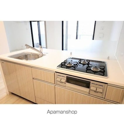 コンフォリア新宿[1LDK/40.2m2]のキッチン