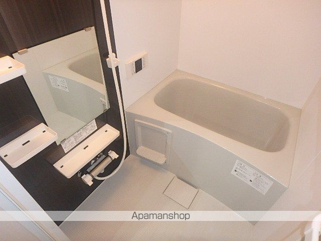 クリスタルレジデンス大和田の内装写真