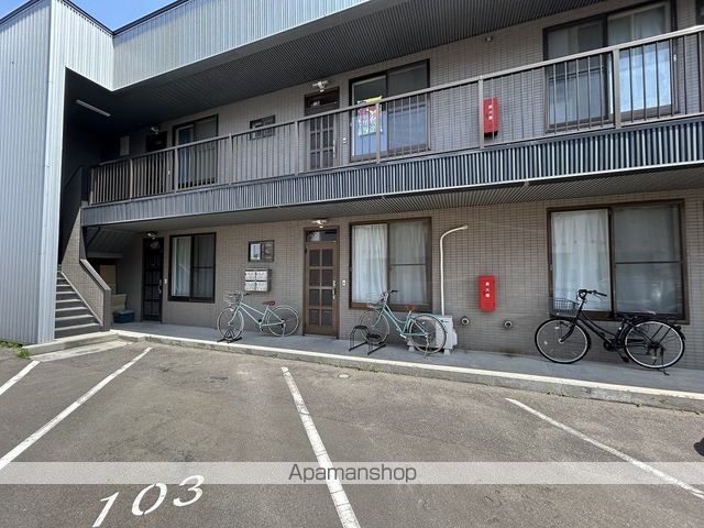 コーポ函館IIIの玄関写真