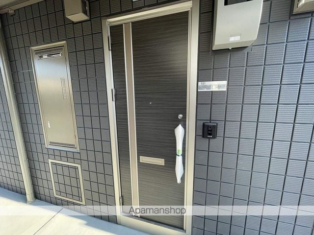 グリーンハイムの玄関写真