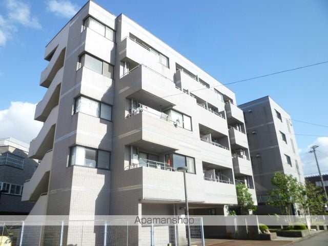 リルト四ツ井の外観写真