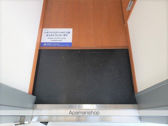 レオパレスグリーン青毛の内装写真