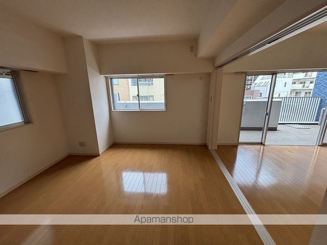 SQUARE 152の内装写真