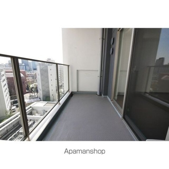 コンフォリア新宿イーストサイドタワー[1R/41.23m2]のバルコニー