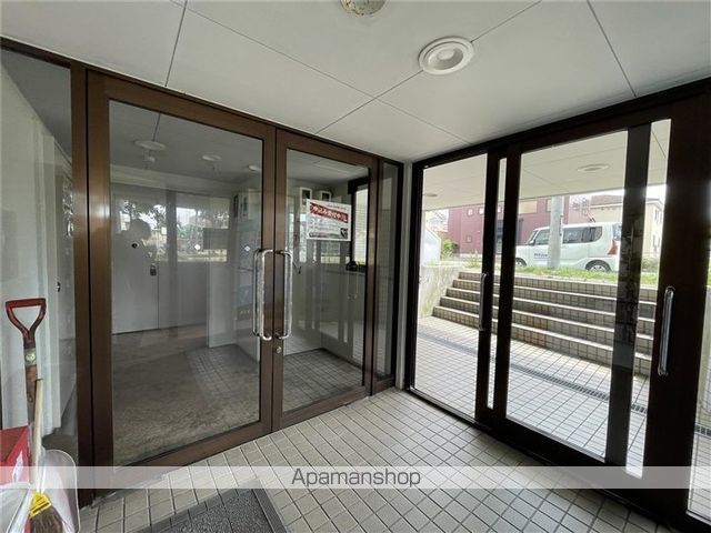 グランドール元中野の外観写真