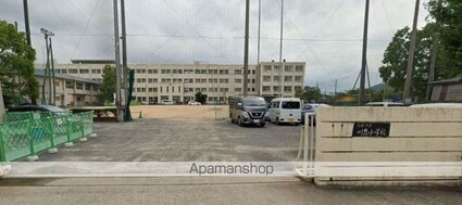 カメリアハイツ　Ｂ棟[2DK/50.42m2]の周辺6