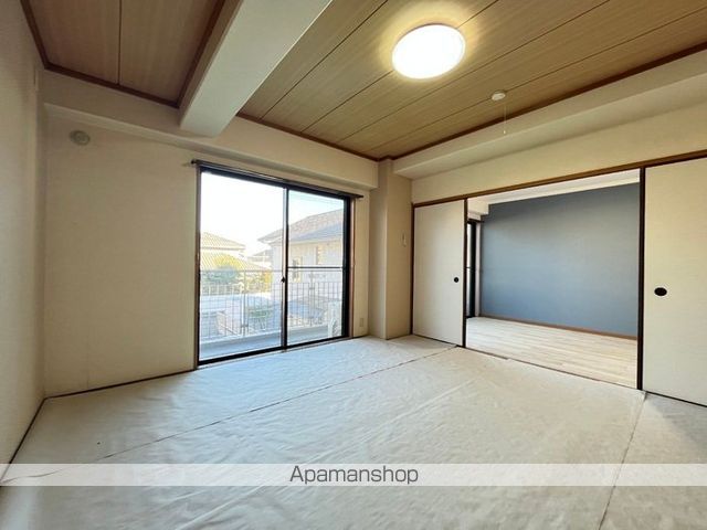 フラット新屋敷の内装写真