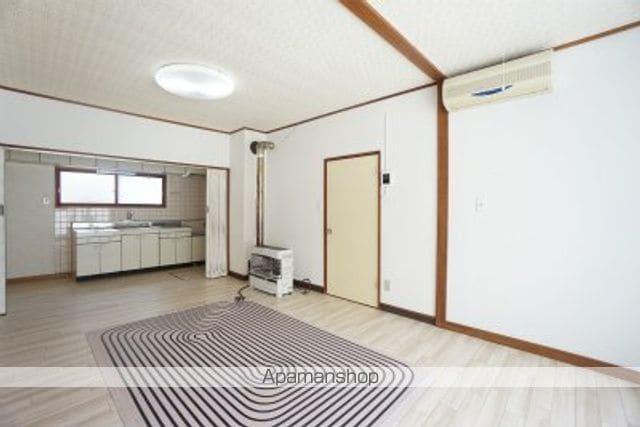 小樽市 2階建 築52年の内装写真