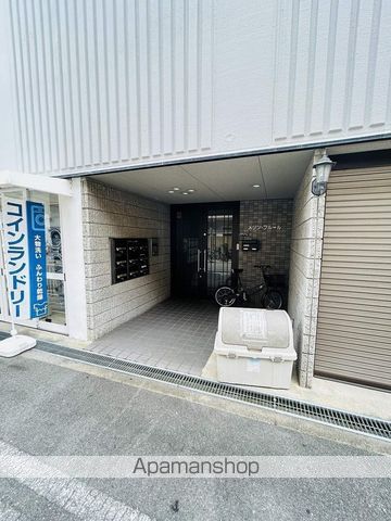 メゾン・フルールの玄関写真
