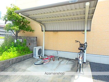 サン・ｆｒｉｅｎｄｓ北外山ⅡＢ[1LDK/36.01m2]の共用部2