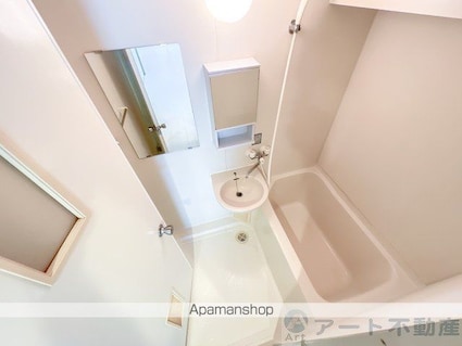 日正山越ハイツ１[1R/29.7m2]のバス