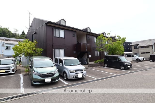 リンザールの外観写真