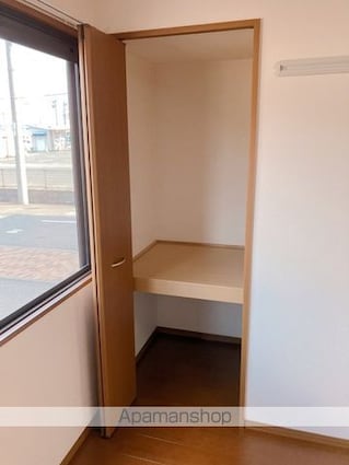 グリーンベルズ　Ｂ棟[2LDK/53.72m2]の収納