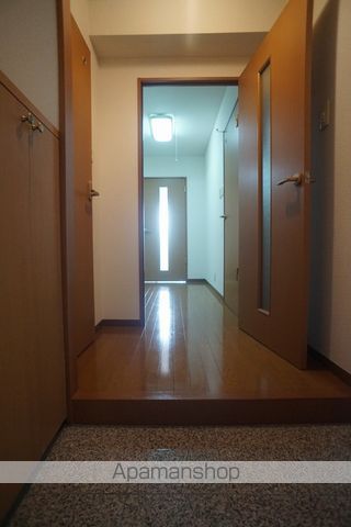 ブラウンコートの内装写真
