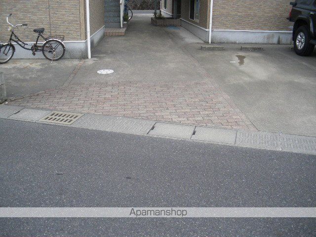 サリダ・Yの玄関写真