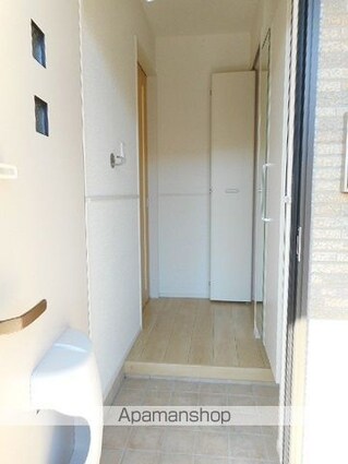 宮崎県延岡市稲葉崎町３丁目[1LDK/45.27m2]の玄関