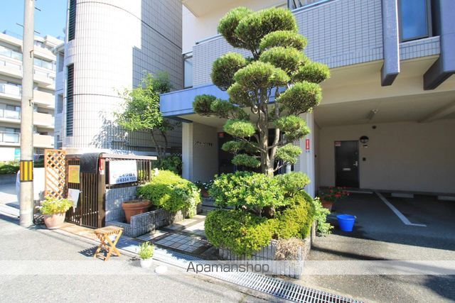 シティハイツ5番館の玄関写真