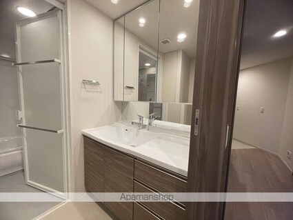 レジデンス大手町五丁目[3LDK/73.12m2]の洗面所