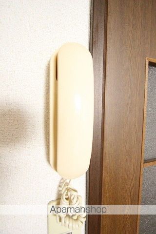 ホワイトキャッスル遠見塚7番館の内装写真