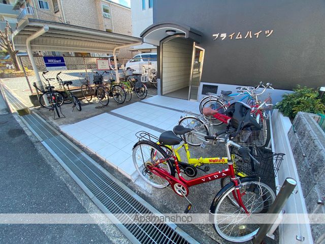 プライムハイツの玄関写真
