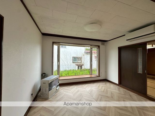 detached 北海道中川郡池田町字旭町２丁目確認中
旭町の賃貸情報を見る
物件地図