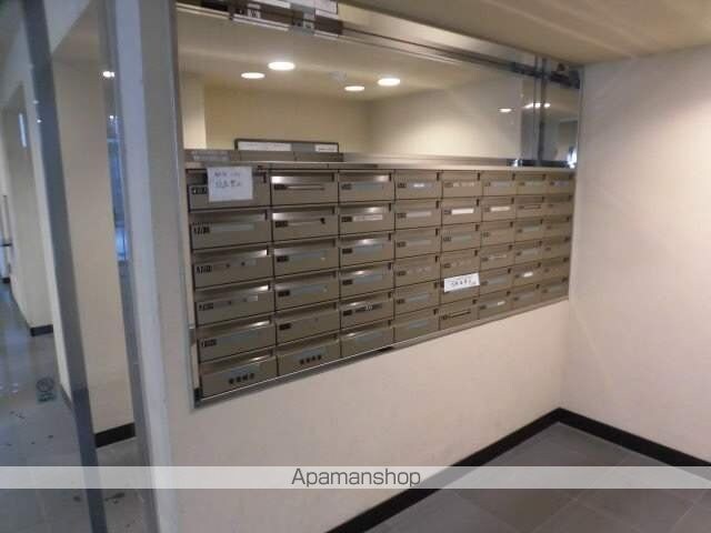 下北沢パークハウス[2LDK/68.32m2]の共用部2