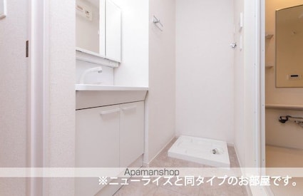 グリーンフィールドＢ[1LDK/50.14m2]の洗面所