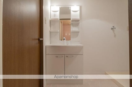 グローバル高松[2LDK/54m2]の洗面所