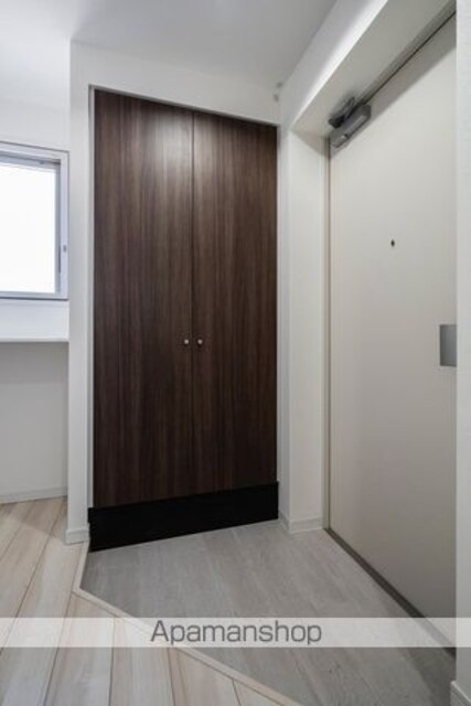 モンレーヴ御徒町[1LDK/40.1m2]の玄関