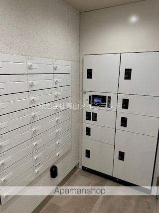 東京都目黒区駒場３丁目[3LDK/109.57m2]の共用部4