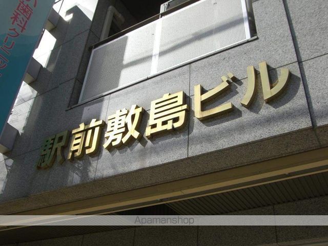 守口駅前敷島第2ビルの玄関写真