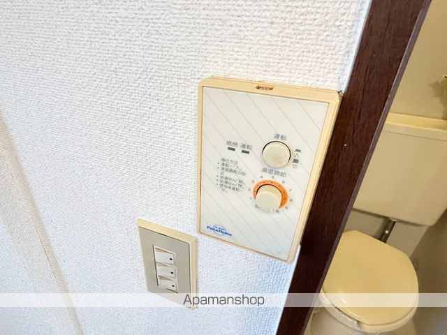 サンシティ嶺田 Aの内装写真