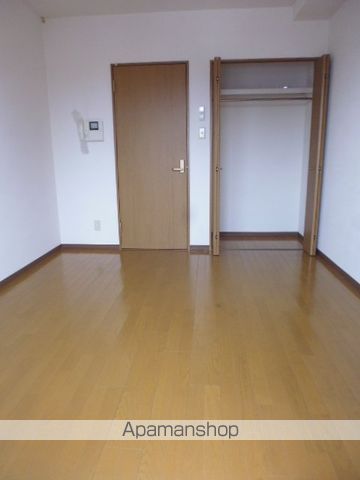 ロイヤルクイーンズパーク関目の内装写真