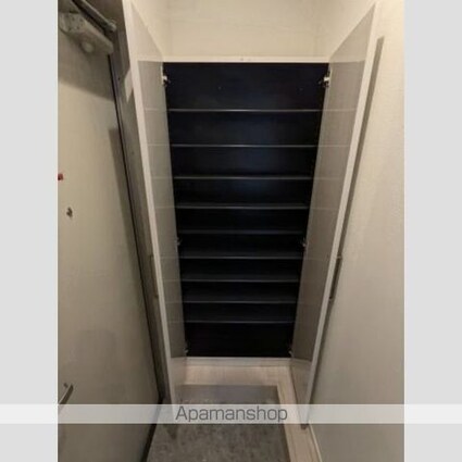 ハーモニーテラス愛知町Ⅱ[1LDK/31.66m2]の玄関2