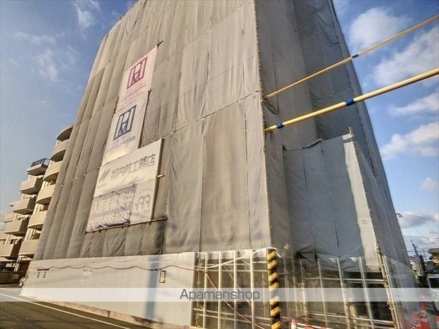 WE 今宿の玄関写真