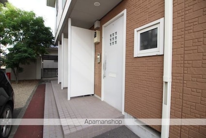 岡山県岡山市南区豊成３丁目[1LDK/45.5m2]のエントランス2